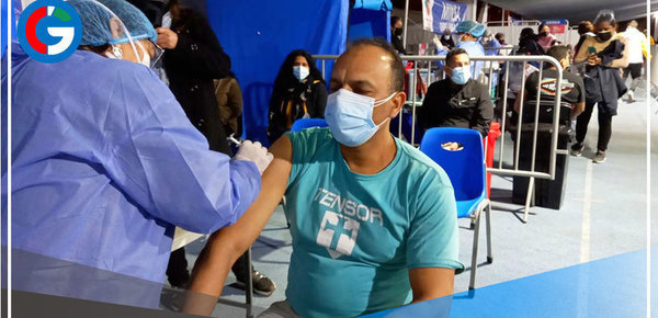 Lima Sur: brigadas vacunarán contra la COVID-19 a mayores de 21 años casa por casa