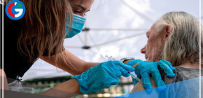 EE. UU. aprueba la tercera dosis de Pfizer para mayores de 65 años y otros casos 