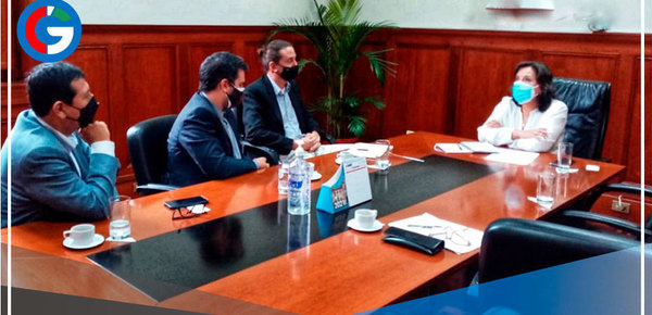 Vicepresidenta Dina Boluarte se reunió con representantes de gremios periodísticos