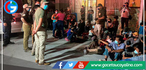 EE.UU. traslada a 15 haitianos a Bahamas y arresta a hombre por tráfico humano