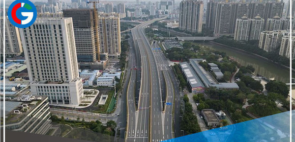 China bloquea un centro clave de transportes por el covid-19 y los mercados temen las consecuencias económicas