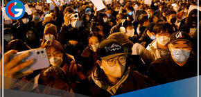 China detiene a periodista que cubría protestas contra confinamientos por la COVID-19