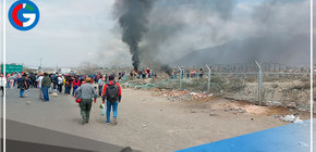 Manifestantes ingresan al aeropuerto de Arequipa y se reportan heridos