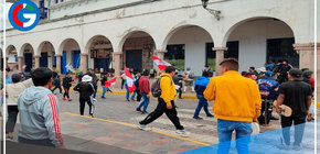 Convocan a dirigentes a defender sus negocios y empleos de los manifestantes