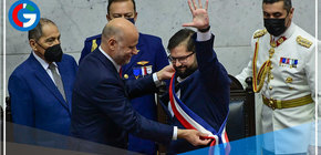 Gabriel Boric juramentó como el presidente más joven de Chile 