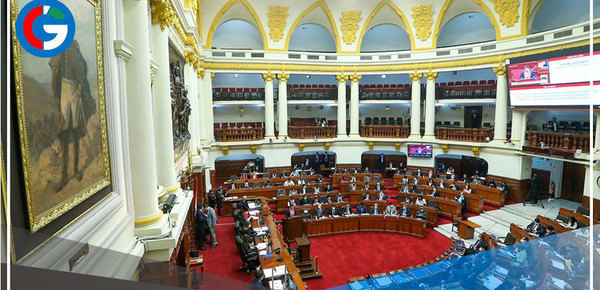 Pleno debate y vota hoy moción de vacancia presidencial 