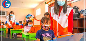 Estudiantes de 1 147 colegios en regiones de extrema pobreza accederán a internet este año