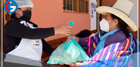 Supervisan la entrega de alimentos para más de 132,000 estudiantes en Cajamarca