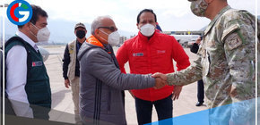 Premier llega al Cusco y fue recibido accidentadamente por manifestantes