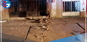Presuntos chantajistas detonaron explosivos frente a la puerta de una empresa