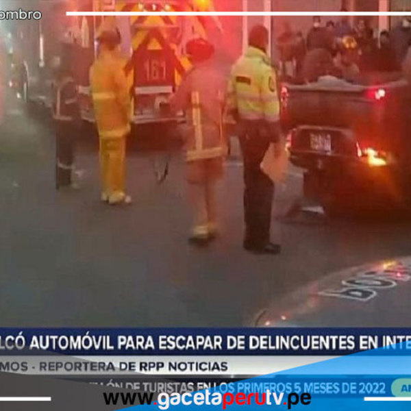 Sujeto evita ser asaltado tras volcar su automóvil en San Martín de Porres