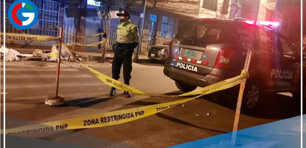 Mujer es asesinada a tiros por presuntos sicarios