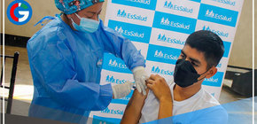 Vacunaron contra el covid-19 e influenza a 1,800 cadetes de la PNP 