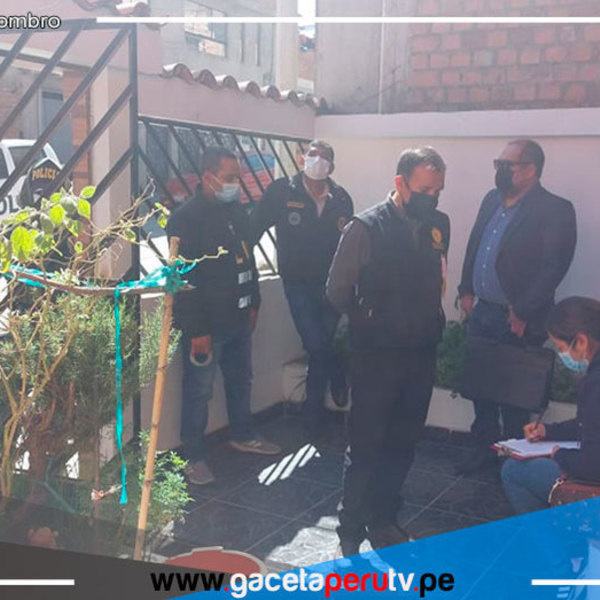 Áncash: detienen a dos funcionarios de que giraron cheques por S/ 200,000