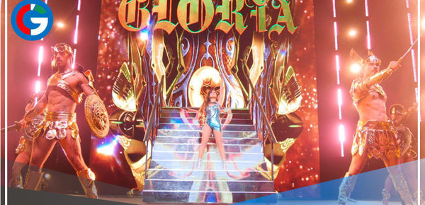 Gloria Trevi va deleitando con su música a más de 70 mil personas en E.E.U.U.