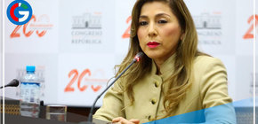 Pleno censuró a la presidenta del Congreso y declaró la vacancia del cargo