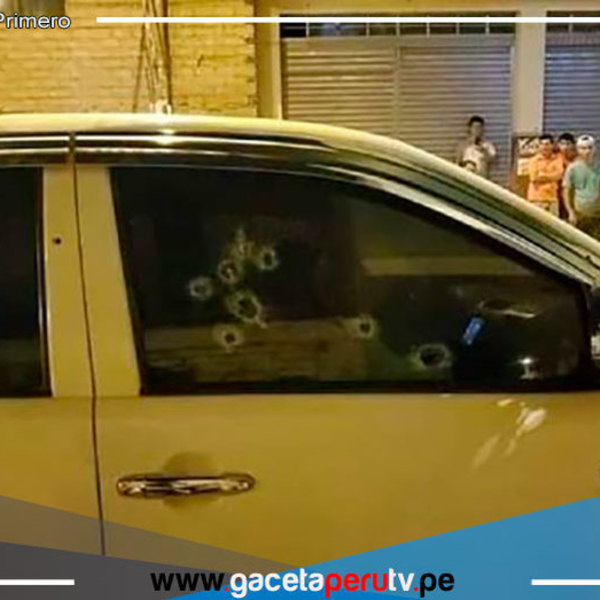 Dos hombres fueron asesinados con armas automáticas dentro de una camioneta