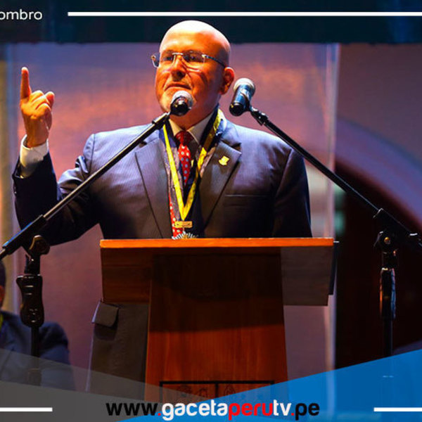 Surco: Anuncian construcción de teatro municipal