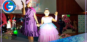 Mujeres con cáncer desfilan en evento “Siempre Bellas”