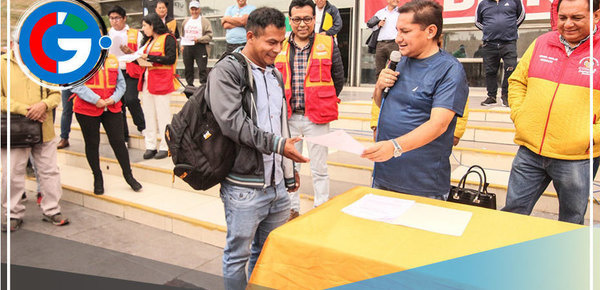 Alcalde de Comas entrega 167 constancias de posesión en gesto de seguridad