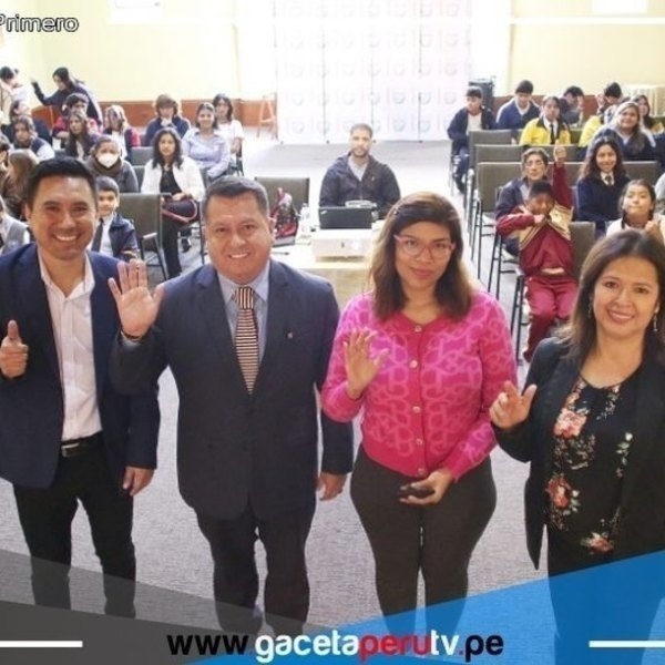 Escolares participan de talleres para desarrollar habilidades periodísticas