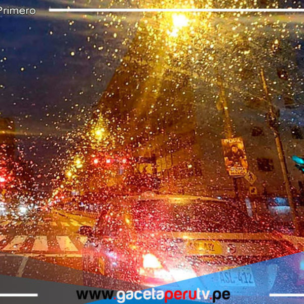 Intensa llovizna sorprende esta noche en diferentes distritos de Lima