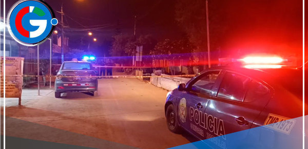 Una pareja fue asesinada a balazos dentro de un automóvil en Puente Piedra
