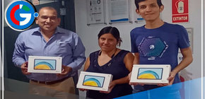 Continúan las donaciones de tablets a alumnos del Programa Social Beca 18 