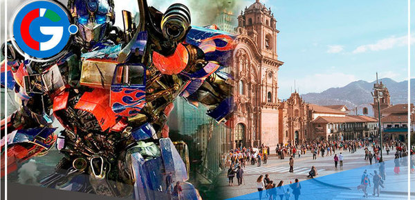 Cusco: Réplicas de autobots Transformers se lucen en plaza de armas 