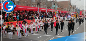Gran Desfile Cívico Escolar en Comas reúne a más de 150 colegios en la Av. Tupac Amaru