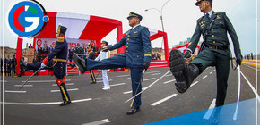 Histórico desfile cívico-escolar-militar frente al mar en el Callao