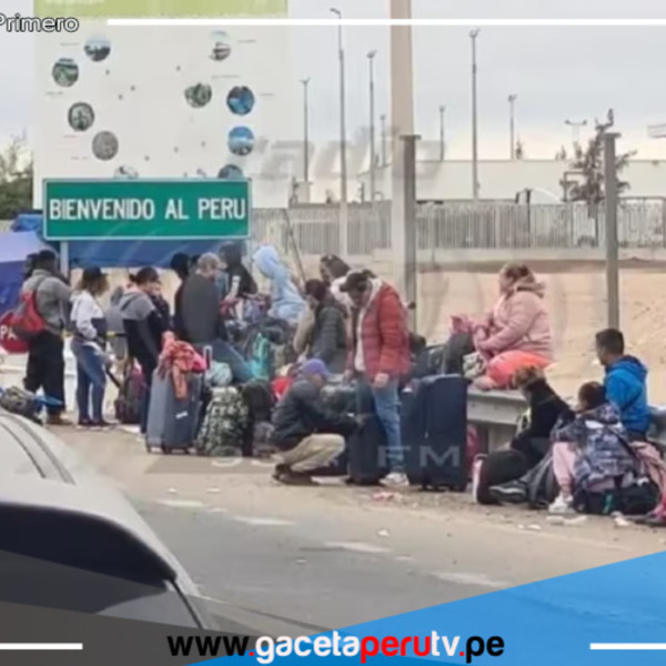 Congestión vehicular en frontera Perú - Chile en vísperas de Fiestas Patrias