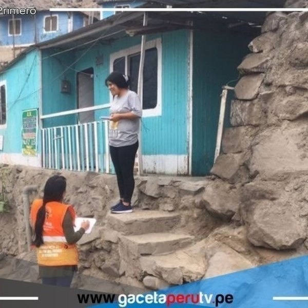 Comas: Inician campaña de empadronamiento para entrega de calaminas