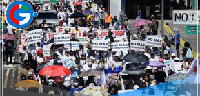 Ciudadanos marchan contra detención de inocentes y reelección de Bukele