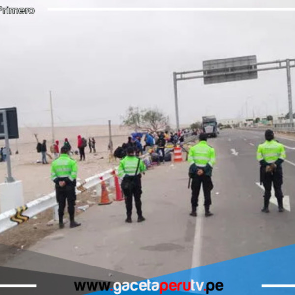 Migrantes chilenos acampan en frontera para ingresar a Perú