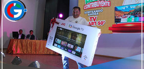 Comas Premia a sus Buenos Contribuyentes con Televisores y Vales de Consumo