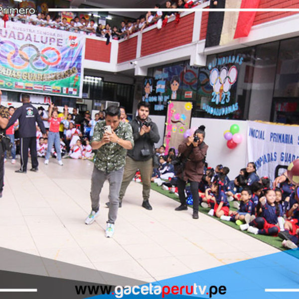 Alcalde de Comas, Ulises Villegas, Inaugura Olimpiadas Deportivas en Cinco Colegios del Distrito