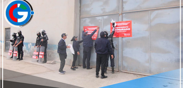 Clausuran por Segunda Vez Almacén de Estructuras Metálicas por Ocupar la Vía Pública