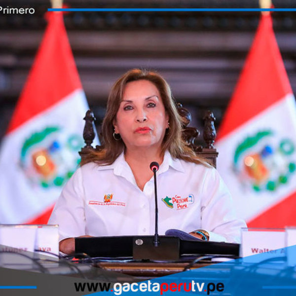 Dina Boluarte exige control a venezolanos en Perú por inseguridad