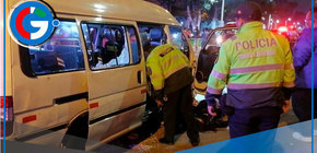 Cuatro muertos y tres heridos en balacera dentro de combi en el Callao