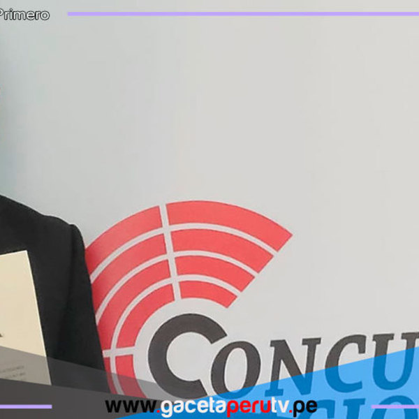 Rapero peruano gana concurso de oratoria explicando cómo se puede complementar la IA con la música