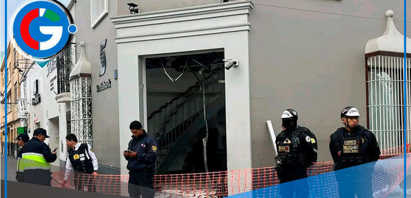 Delincuentes atacan banco con explosivos cerca Plaza de Armas de Trujillo