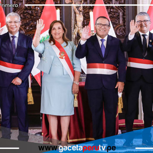 Juramentan nuevos ministros en ceremonia presidida por Dina Boluarte