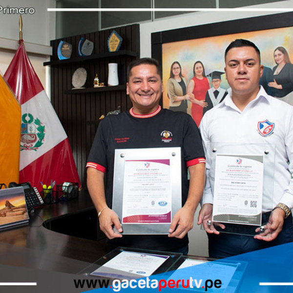 Alcalde Ulises Villegas lidera la Primera Municipalidad en recibir cuatro certificaciones ISO, garantizando calidad y seguridad para los vecinos de Comas