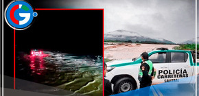 Pasajeros atrapados en camioneta son rescatados del Río Serrán