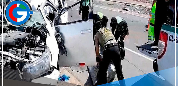 Barranca: Choque entre camioneta y camión dejó dos muertos