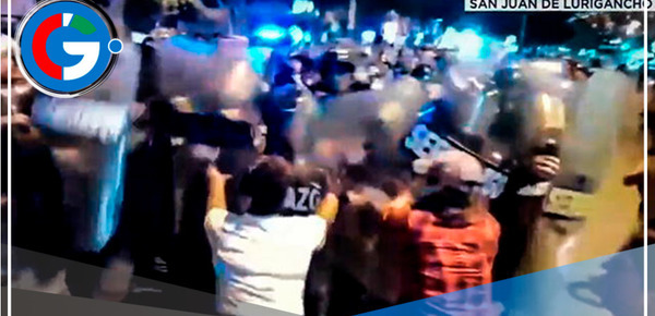 SJL: caos y tensión tras enfrentamientos entre ambulantes, serenos y policías al intentar retomar la av. Los Jardines