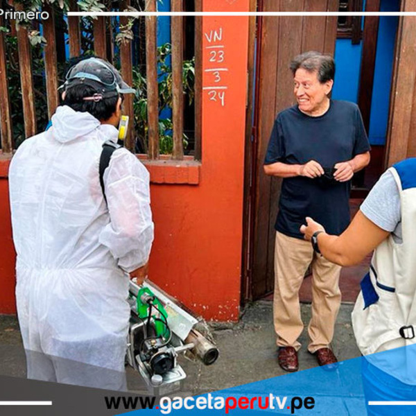  Miraflores: Realizaron fumigación en viviendas para evitar contagios del dengue 