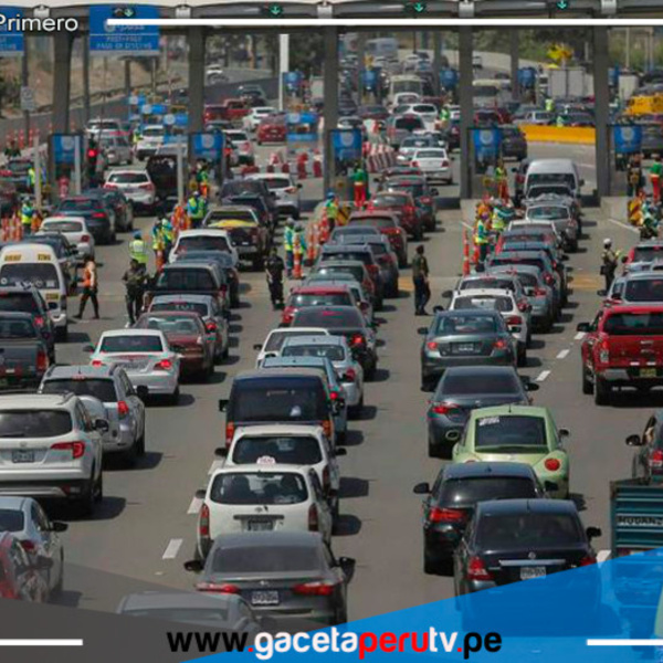 Caos vehicular en la Panamericana Sur por éxodo de Semana Santa