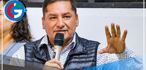 El alcalde Ulises Villegas Rojas da el pistoletazo de salida al nuevo año escolar en colegios privados de Comas